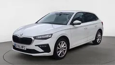 Blanco Usado 2024 Skoda Scala Selection Utilitario | 17.082 € (Super precio)