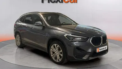 Usado BMW X1 140 CV (102 kW) 2021 Gris SUV