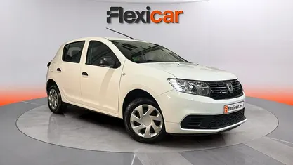 Usado Dacia Sandero Acces 75 CV (55 kW) 2019 Berlina