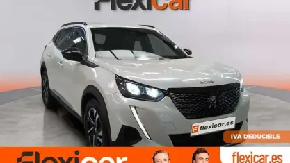 Usado Peugeot 2008 Allure 131 CV (96 kW) 2023 Blanco SUV