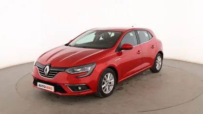 Usado Renault Mégane III Zen 132 CV (97 kW) 2016 Rojo Berlina