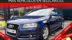 Azul Usado 2012 Audi A3 Attraction Utilitario | 9490 € (Precio justo)
