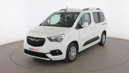 Usado Opel Combo Life Selective 102 CV (75 kW) 2020 Blanco Monovolumen