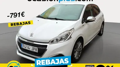 Usado 2016 Peugeot 208 Style Utilitario | 9899 € (Precio justo)