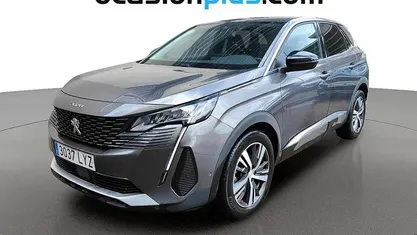 Gris plata Usado 2022 Peugeot 3008 Allure SUV | 17.082 € (Buen precio)