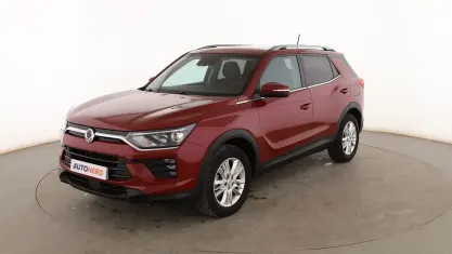 Usado SsangYong Korando 163 CV (119 kW) 2022 Rojo SUV