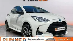 Blanco Usado 2021 Toyota Yaris Hybrid Active Berlina | 20.490 € (Precio justo)
