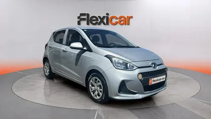 Usado Hyundai i10 GO! 87 CV (63 kW) 2019 Gris Utilitario