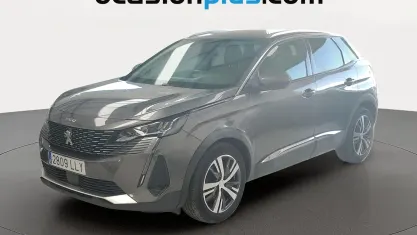 Usado Peugeot 3008 Allure 131 CV (96 kW) 2020 Gris SUV