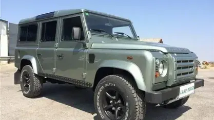 Usado Land Rover Defender 122 CV (89 kW) 2012 Verde SUV