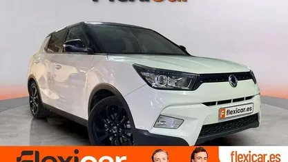 Usado 2015 Ssangyong (KGM) Tivoli SUV | 8990 € (Precio justo)