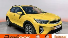 Amarillo Usado 2023 Kia Stonic SUV | 16.990 € (Precio justo)