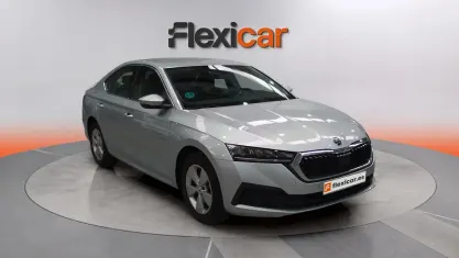 Usado Skoda Octavia Ambition 116 CV (85 kW) 2022 Gris Berlina