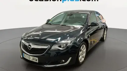 Usado Opel Insignia Business 136 CV (100 kW) 2016 Verde Berlina