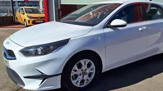 Usado 2024 Kia Ceed Berlina | 18.290 € (Precio justo)
