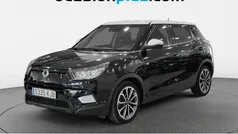 Negro Usado 2018 Ssangyong Tivoli Limited SUV | 11.682 € (Precio justo)