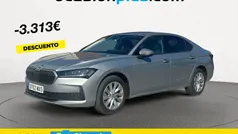Gris Nuevo 2025 Skoda Superb Essence Berlina | 36.450 € (Super precio)