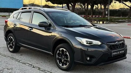 Usado Subaru XV 114 CV (83 kW) 2021 Gris SUV