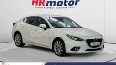 Blanco Usado 2015 Mazda 3 Luxury Berlina | 11.890 € (Precio justo)
