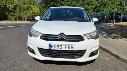 Usado Citroën C4 Seduction 120 CV (88 kW) 2012 Blanco Utilitario