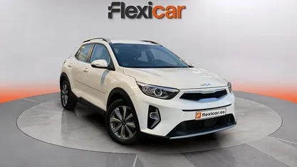 Usado Kia Stonic 84 CV (61 kW) 2023 SUV