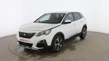 Usado Peugeot 3008 Allure 130 CV (95 kW) 2019 Blanco SUV