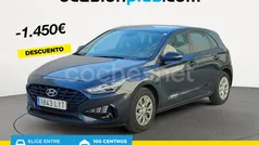 Gris / plata Usado 2022 Hyundai i30 Berlina | 15.590 € (Precio justo)