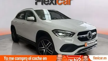 Usado Mercedes GLA200 163 CV (119 kW) 2022 Blanco SUV