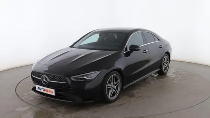 Usado Mercedes CLA200 AMG line 150 CV (110 kW) 2024 Berlina
