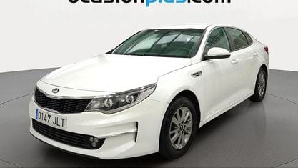 Usado Kia Optima 141 HP (103 kW) 2016 Branco Sedan