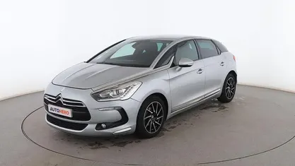 Usado Citroën DS5 115 CV (84 kW) 2015 Gris Utilitario