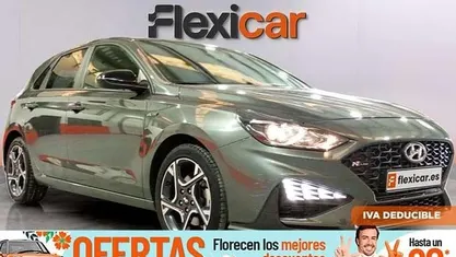 Usado Hyundai i30 N Line 120 CV (88 kW) 2023 Beige Berlina