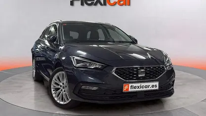 Usado Seat Leon XCELLENCE 150 CV (110 kW) 2021 Gris Familiar