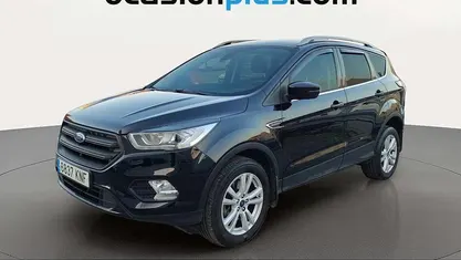 Usado Ford Kuga Trend+ 120 CV (88 kW) 2018 Negro SUV