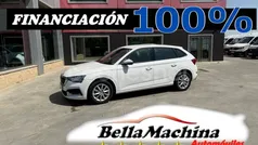 Blanco Usado 2023 Skoda Scala Ambition Utilitario | 16.750 € (Precio justo)