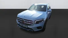 Mercedes GLB220