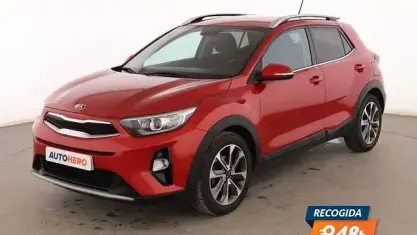 Usado Kia Stonic 120 CV (88 kW) 2018 Rojo SUV