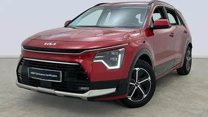 Begagnad Kia Niro 141 HK (103 kW) 2024 Vit SUV