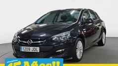 Negro Usado 2015 Opel Astra Selective Berlina | 9400 € (Precio justo)