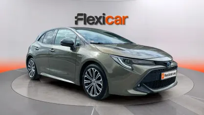 Begagnad Toyota Corolla Advance 180 HK (132 kW) 2020 Brun Sedan