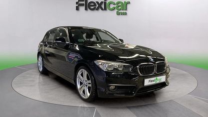 Usado BMW 118 136 CV (100 kW) 2018 Negro Utilitario