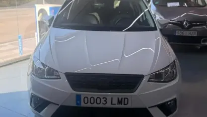 Usado Seat Ibiza Style 95 CV (69 kW) 2021 Blanco Utilitario