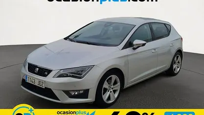 Usado Seat Leon FR 150 CV (110 kW) 2015 Gris plata Utilitario