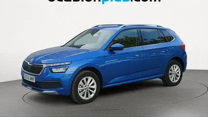 Usado Skoda Kamiq Ambition 110 CV (80 kW) 2024 Azul SUV