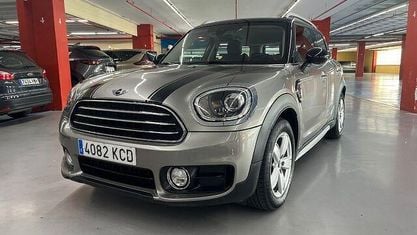 Usado Mini Cooper D Countryman 150 HP (110 kW) 2017 Cinzento SUV