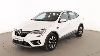 Usado Renault Arkana Intens 140 CV (102 kW) 2022 Blanco SUV