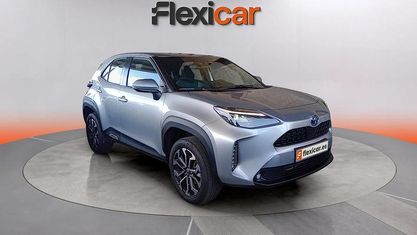 Usado Toyota Yaris Hybrid Active 116 CV (85 kW) 2024 Gris