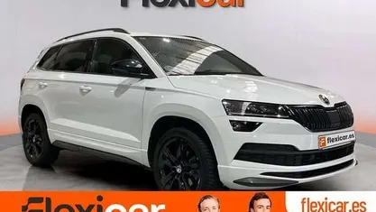 Usado Skoda Karoq SportLine 150 CV (110 kW) 2021 Blanco SUV