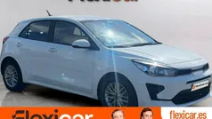 Blanco Usado 2022 Kia Rio Berlina | 13.290 € (Precio justo)