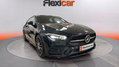 Käytetty Mercedes CLA200 Shooting Brake 163 HP (119 kW) 2021 Musta Farmari